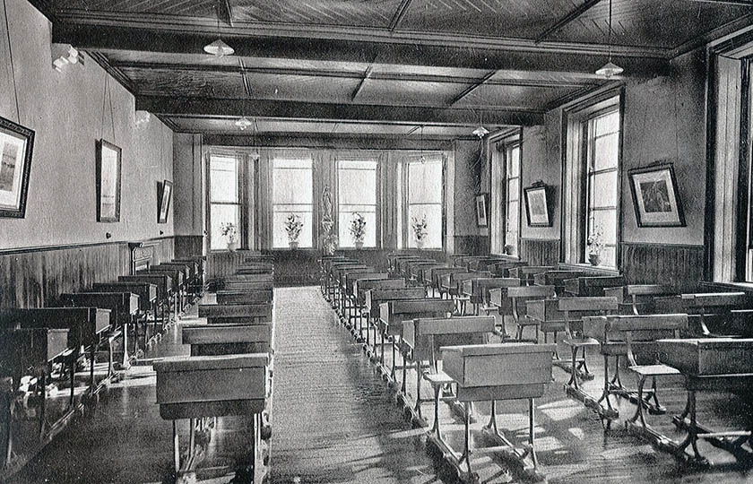 MIC classroom, early 20th century
