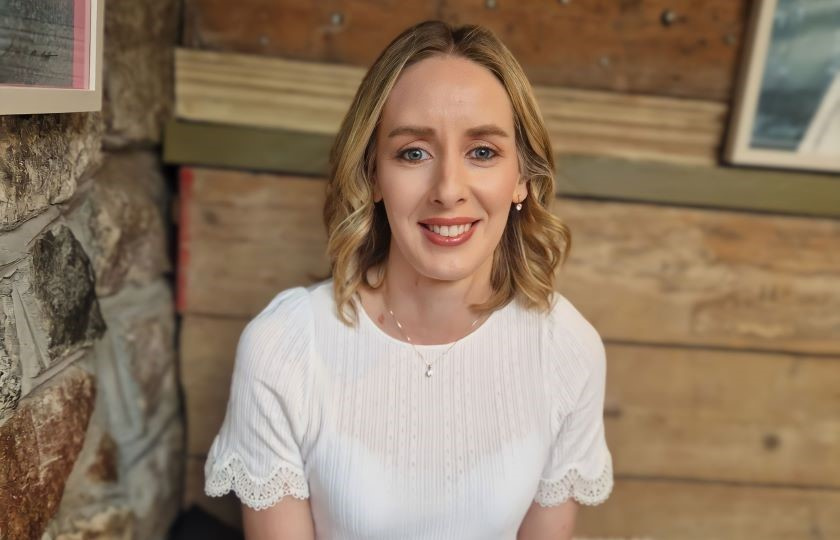 Dr Niamh Higgins