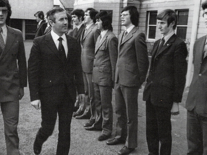 Richard Burke, Minister for Education in 1973, with students from MIC.