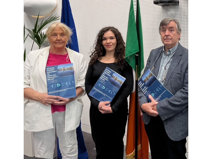 Rosemary Day, Jasmine Ryan, Con Cronin at Council building